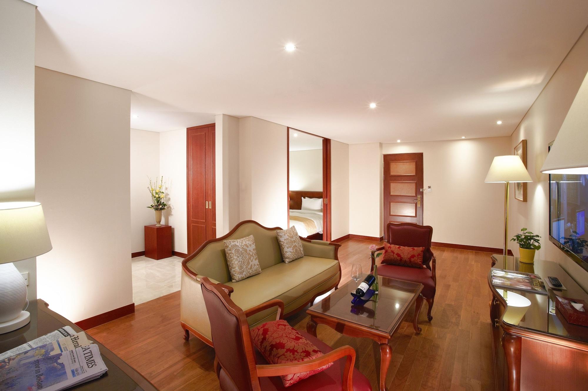 Sejong Hotel Seoul Myeongdong Екстериор снимка