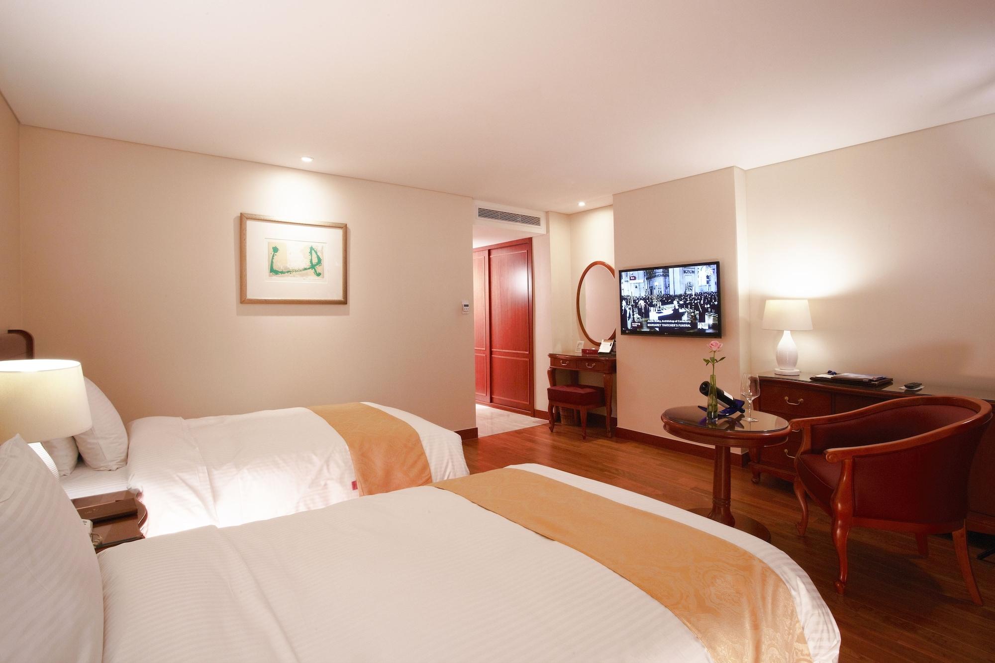 Sejong Hotel Seoul Myeongdong Екстериор снимка