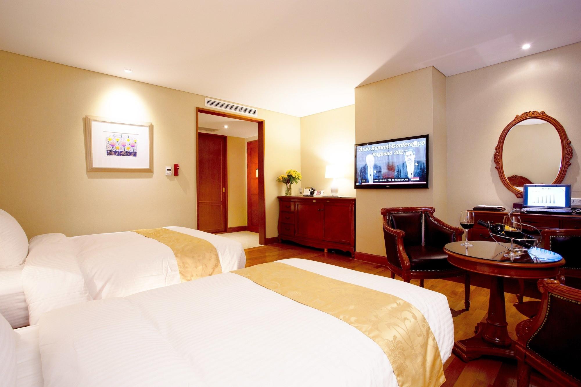 Sejong Hotel Seoul Myeongdong Екстериор снимка