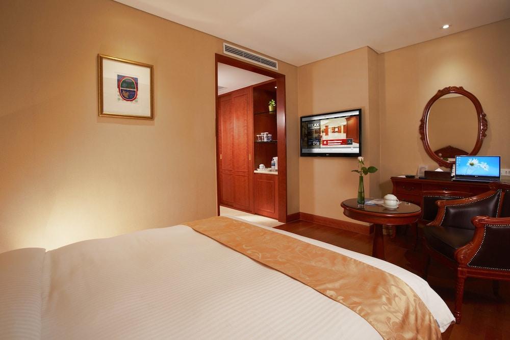 Sejong Hotel Seoul Myeongdong Екстериор снимка