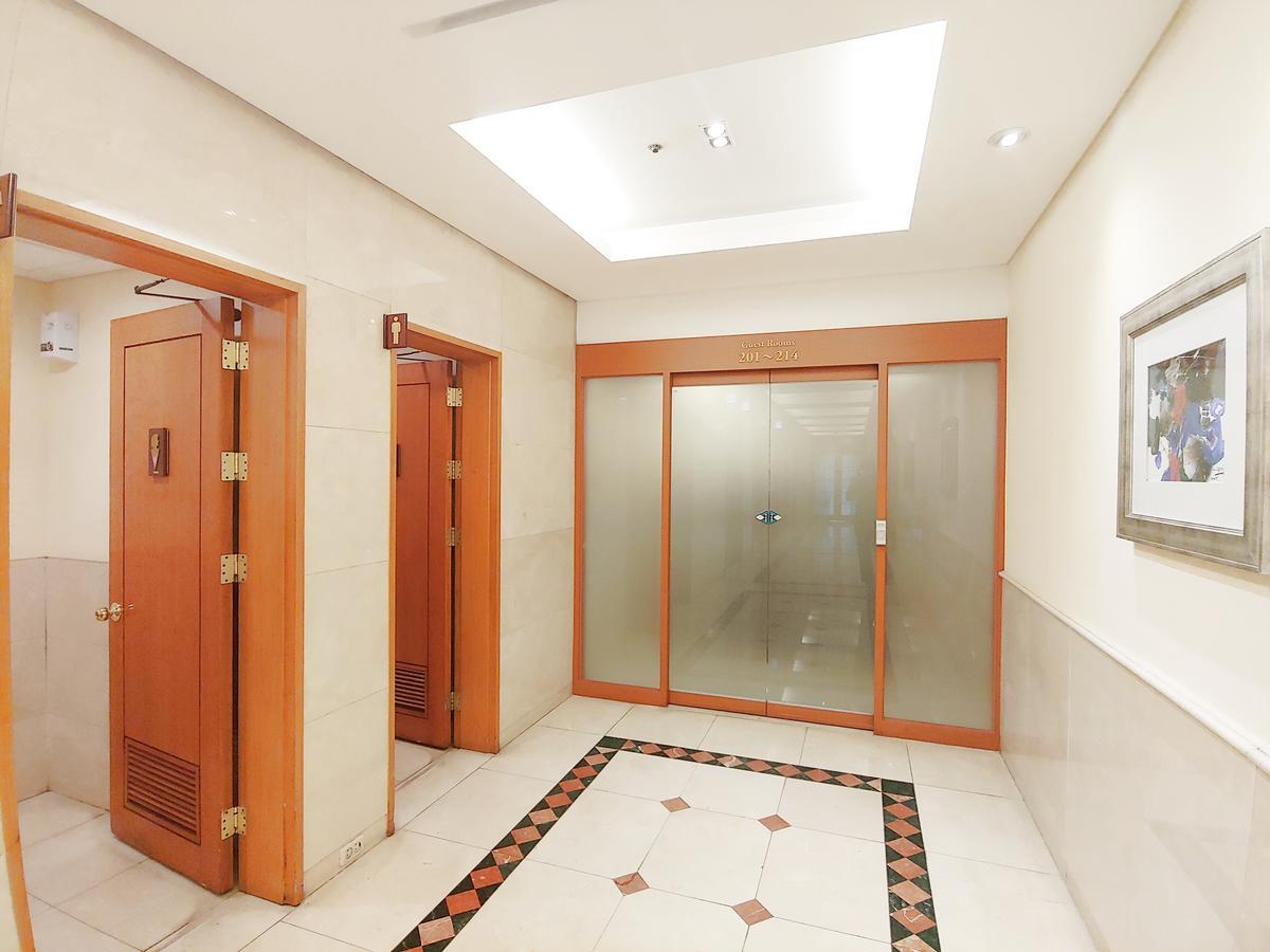 Sejong Hotel Seoul Myeongdong Екстериор снимка